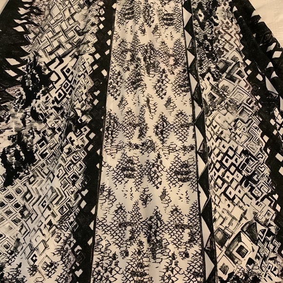 NWT Nocturne 100% Silk Halter Maxi Dress, 4 - Picture 9 of 12